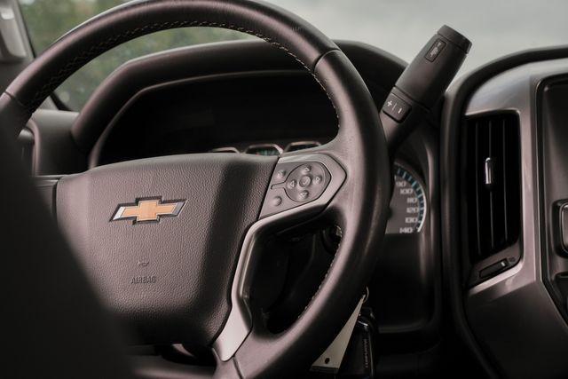 2016 Chevrolet Silverado 2500HD LT Z71 W/ UPGRADES / CLEAN CARFAX / DURAMAX 4X4 | Austin, TX | Rocky Mountain Truck Stop Austin