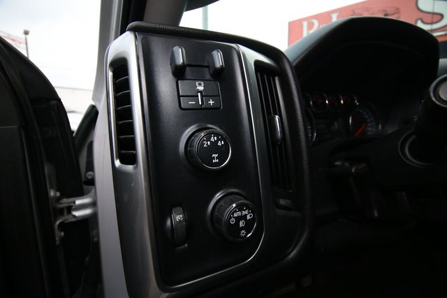 2016 Chevrolet Silverado 2500HD LT | San Antonio, TX | R&L Certified Auto Group 2016 Chevrolet Silverado 2500HD LT | San Antonio, TX | R&L Certified Auto Group