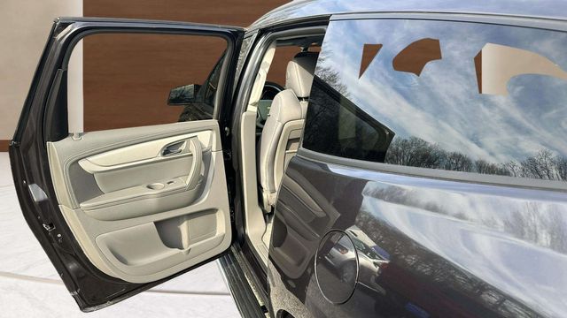 2016 Chevrolet Traverse LS | Alpharetta, GA | Star Motors 2016 Chevrolet Traverse LS | Alpharetta, GA | Star Motors