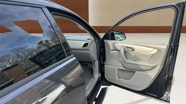 2016 Chevrolet Traverse LS | Alpharetta, GA | Star Motors 2016 Chevrolet Traverse LS | Alpharetta, GA | Star Motors