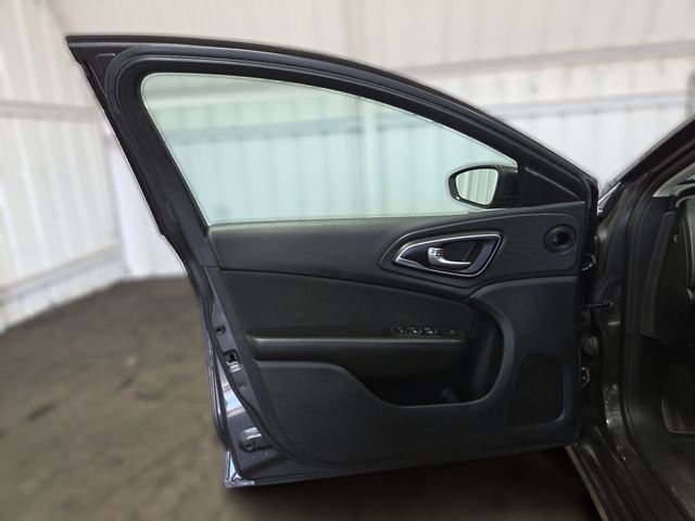 2016 Chrysler 200 Limited 2016 Chrysler 200 Limited