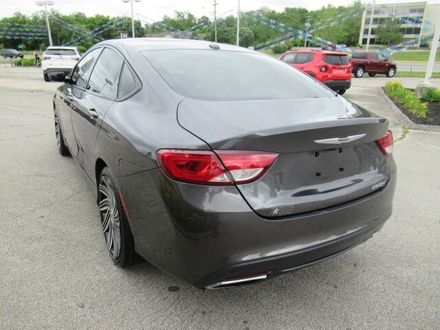 2016 Chrysler 200 S