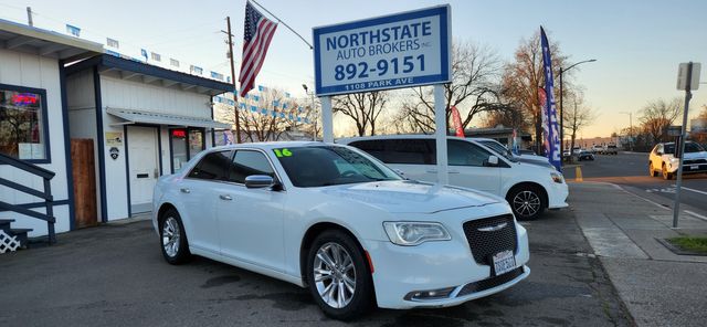 2016 Chrysler 300 C