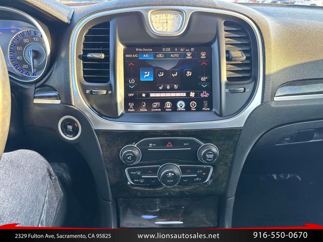 2016 Chrysler 300 C