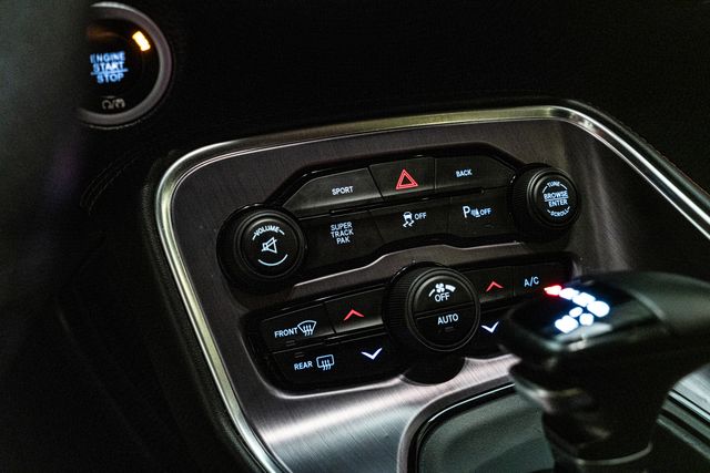 2016 Dodge Challenger 392 HEMI Scat Pack Shaker | Carrollton, TX | Texas Hot Rides 2016 Dodge Challenger 392 HEMI Scat Pack Shaker | Carrollton, TX | Texas Hot Rides