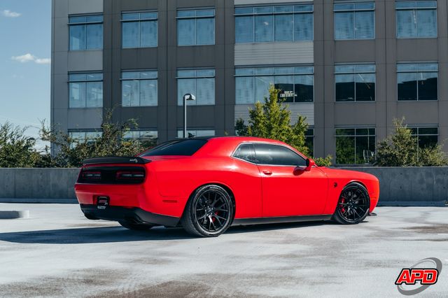 2016 Dodge Challenger SRT Hellcat w/ mods