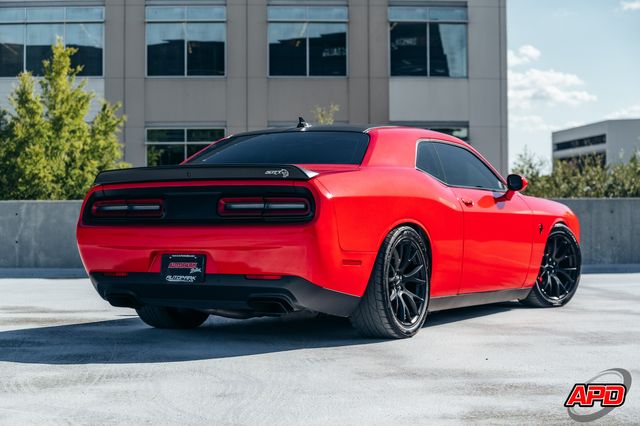 2016 Dodge Challenger SRT Hellcat w/ mods