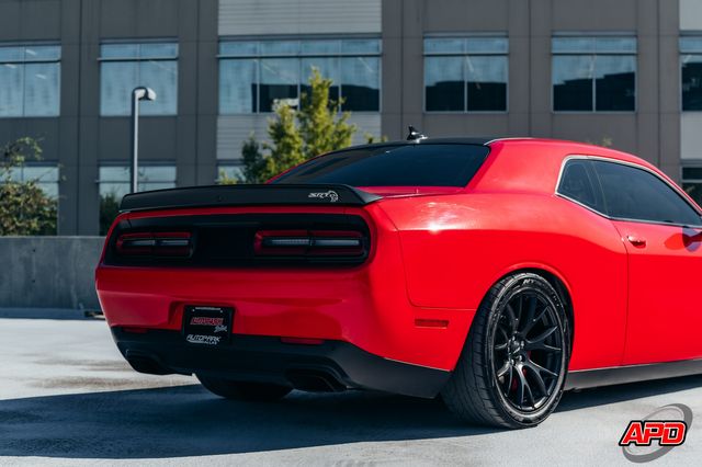 2016 Dodge Challenger SRT Hellcat w/ mods