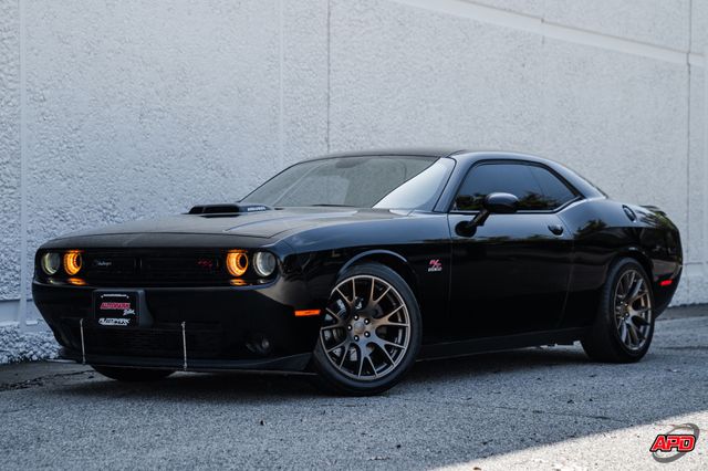 2016 Dodge Challenger R/T Shaker