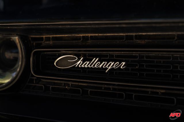 2016 Dodge Challenger R/T Shaker