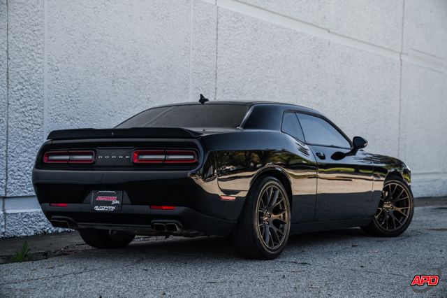 2016 Dodge Challenger R/T Shaker