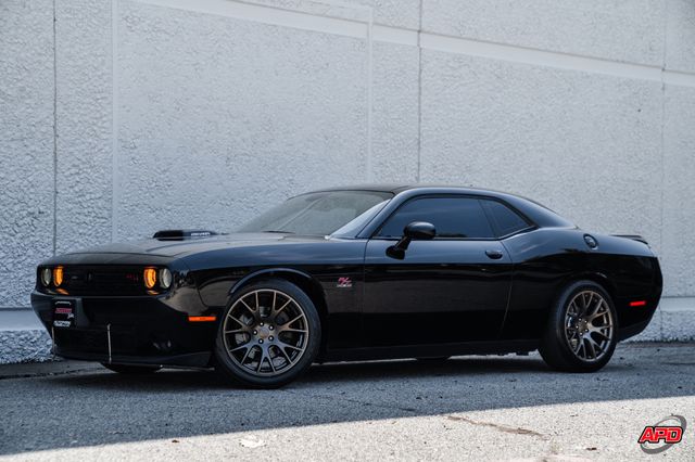 2016 Dodge Challenger R/T Shaker