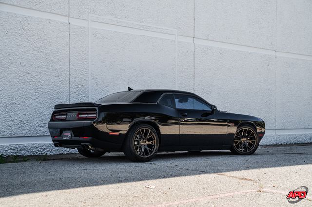 2016 Dodge Challenger R/T Shaker