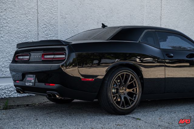 2016 Dodge Challenger R/T Shaker