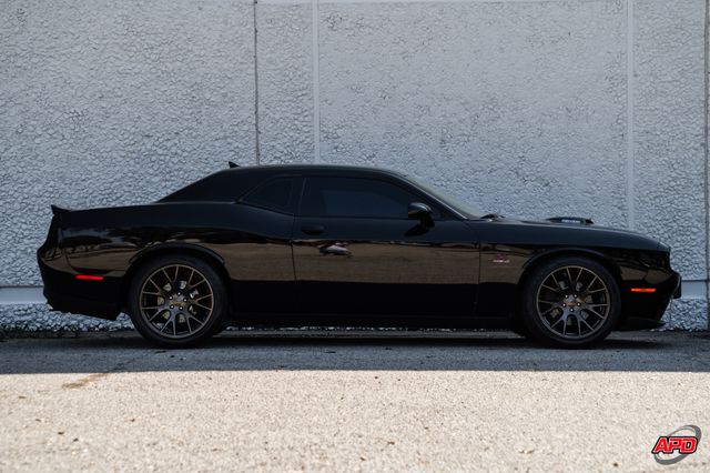 2016 Dodge Challenger R/T Shaker