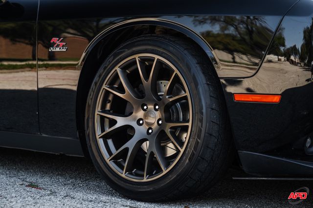 2016 Dodge Challenger R/T Shaker