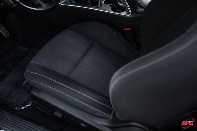 2016 Dodge Challenger R/T Shaker