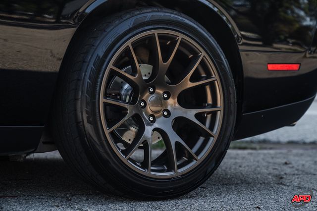 2016 Dodge Challenger R/T Shaker