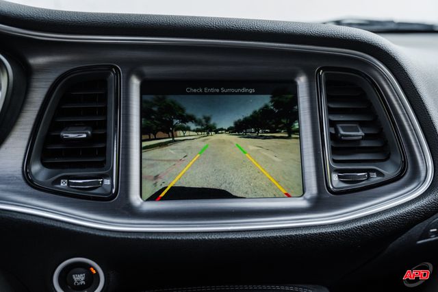 2016 Dodge Challenger R/T Shaker