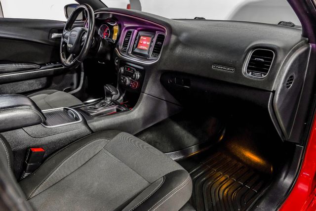 2016 Dodge Charger SE Redline Tricoat Pearl 20" VOXX | Dallas, TX | East Dallas Diesel 2016 Dodge Charger SE Redline Tricoat Pearl 20" VOXX | Dallas, TX | East Dallas Diesel