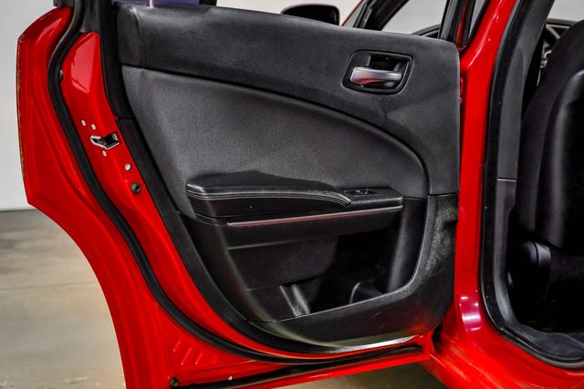 2016 Dodge Charger SE Redline Tricoat Pearl 20" VOXX | Dallas, TX | East Dallas Diesel 2016 Dodge Charger SE Redline Tricoat Pearl 20" VOXX | Dallas, TX | East Dallas Diesel