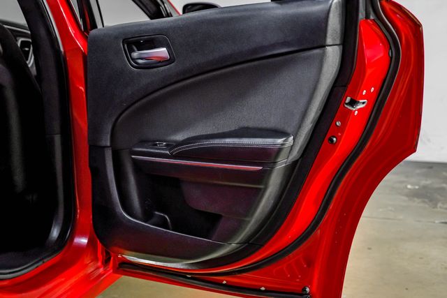 2016 Dodge Charger SE Redline Tricoat Pearl 20" VOXX | Dallas, TX | East Dallas Diesel 2016 Dodge Charger SE Redline Tricoat Pearl 20" VOXX | Dallas, TX | East Dallas Diesel