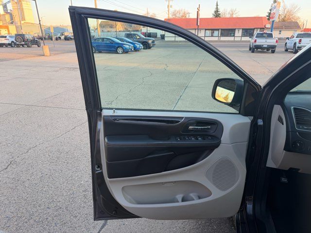 2016 Dodge Grand Caravan SE ONLY 60,000 Miles | Dickinson, ND | Heiser Motors 2016 Dodge Grand Caravan SE ONLY 60,000 Miles | Dickinson, ND | Heiser Motors
