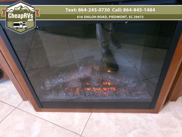 2016 Fleetwood Expedition 38k DPF Deleted, no emissions | Piedmont, SC | Cheap RV's LLC 2016 Fleetwood Expedition 38k DPF Deleted, no emissions | Piedmont, SC | Cheap RV's LLC