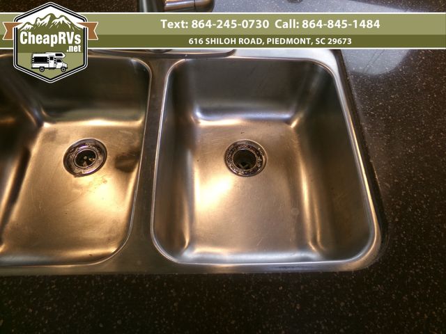 2016 Fleetwood Expedition 38k DPF Deleted, no emissions | Piedmont, SC | Cheap RV's LLC 2016 Fleetwood Expedition 38k DPF Deleted, no emissions | Piedmont, SC | Cheap RV's LLC