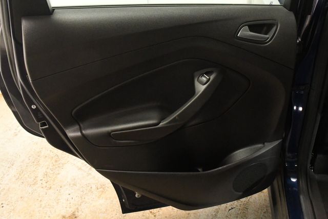 2016 Ford C-MAX Hybrid SE | Branford, CT | Sound Auto Wholesalers 2016 Ford C-MAX Hybrid SE | Branford, CT | Sound Auto Wholesalers