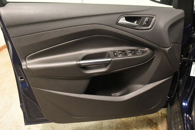 2016 Ford C-MAX Hybrid SE | Branford, CT | Sound Auto Wholesalers 2016 Ford C-MAX Hybrid SE | Branford, CT | Sound Auto Wholesalers