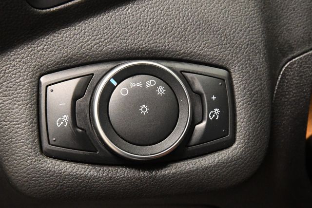 2016 Ford C-MAX Hybrid SE | Branford, CT | Sound Auto Wholesalers 2016 Ford C-MAX Hybrid SE | Branford, CT | Sound Auto Wholesalers