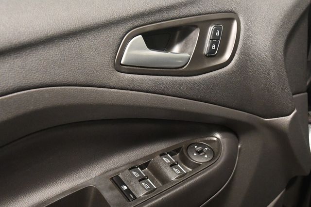 2016 Ford C-MAX Hybrid SE | Branford, CT | Sound Auto Wholesalers 2016 Ford C-MAX Hybrid SE | Branford, CT | Sound Auto Wholesalers