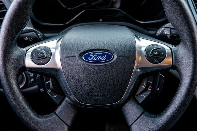 2016 Ford C-MAX Hybrid SEL | Van Nuys, CA | Stellar Auto INC. 2016 Ford C-MAX Hybrid SEL | Van Nuys, CA | Stellar Auto INC.