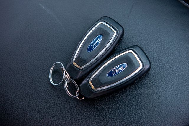 2016 Ford C-MAX Hybrid SEL | Van Nuys, CA | Stellar Auto INC.