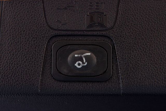 2016 Ford C-MAX Hybrid SEL | Van Nuys, CA | Stellar Auto INC. 2016 Ford C-MAX Hybrid SEL | Van Nuys, CA | Stellar Auto INC.