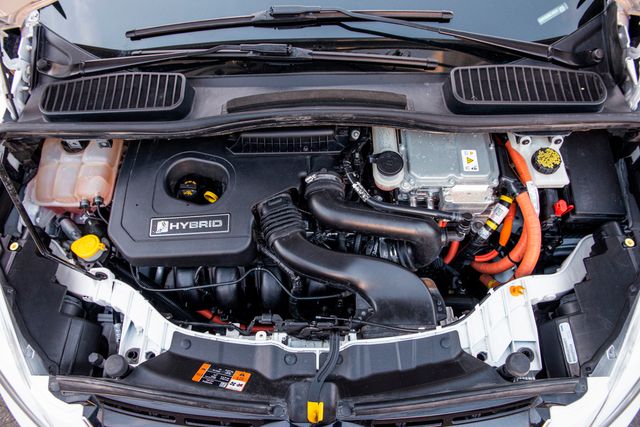 2016 Ford C-MAX Hybrid SEL | Van Nuys, CA | Stellar Auto INC.