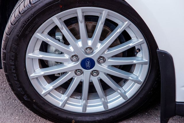 2016 Ford C-MAX Hybrid SEL | Van Nuys, CA | Stellar Auto INC. 2016 Ford C-MAX Hybrid SEL | Van Nuys, CA | Stellar Auto INC.