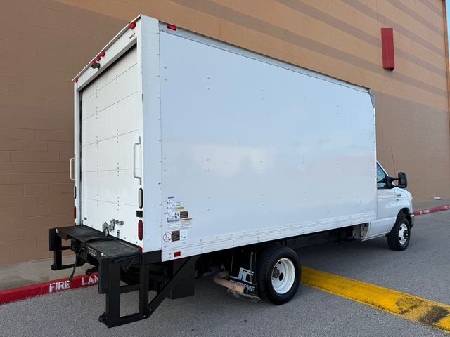 2016 Ford E-Series E-350 SD BOX TRUCK W/ LIFTGATE | Corpus Christi, TX | Discount Motor Company 2016 Ford E-Series E-350 SD BOX TRUCK W/ LIFTGATE | Corpus Christi, TX | Discount Motor Company