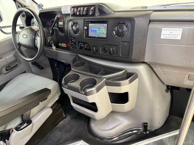 2016 Ford E-Series E-350 SD | Houston, TX | Houston Auto Credit 2016 Ford E-Series E-350 SD | Houston, TX | Houston Auto Credit