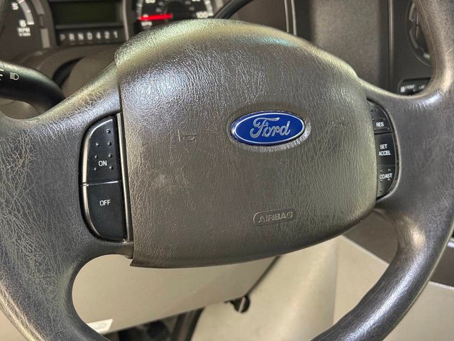 2016 Ford E-Series E-350 SD | Houston, TX | Houston Auto Credit 2016 Ford E-Series E-350 SD | Houston, TX | Houston Auto Credit