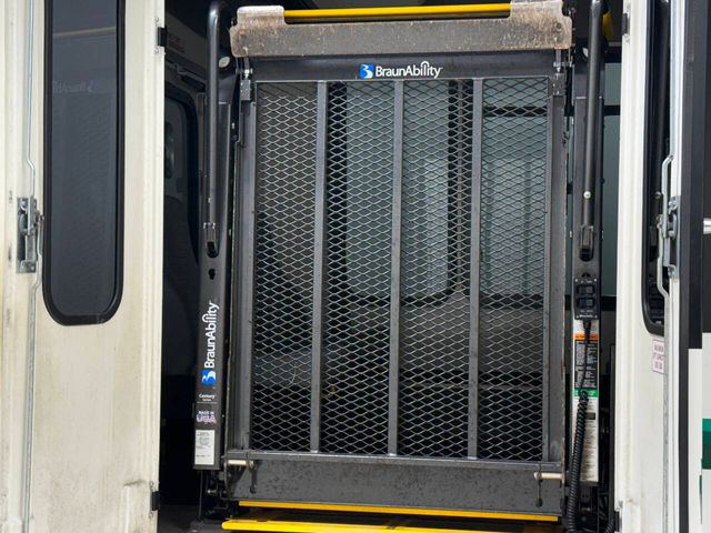 2016 Ford E-Series E-350 SD | Houston, TX | Houston Auto Credit 2016 Ford E-Series E-350 SD | Houston, TX | Houston Auto Credit