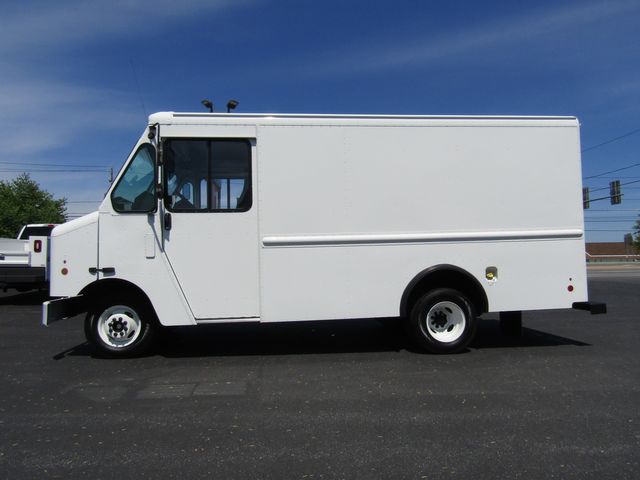 2016 Ford E350 12' Stepvan 2016 Ford E350 12' Stepvan