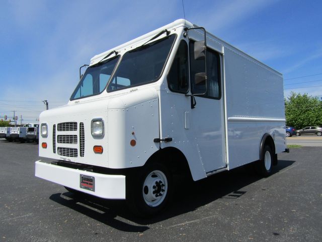 2016 Ford E350 12' Stepvan