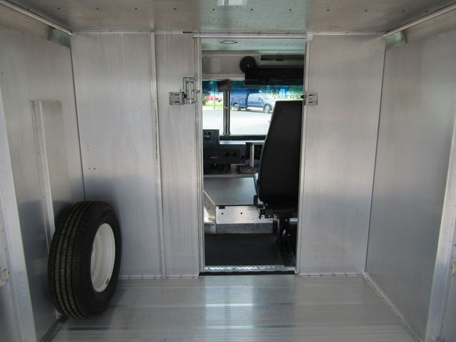 2016 Ford E350 12' Stepvan