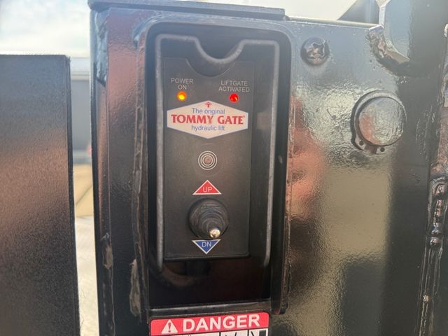 2016 Ford ECONOLINE E350 15FT Box LIFTGATE V8 | Canton, Ohio | Ohio Auto Warehouse LLC