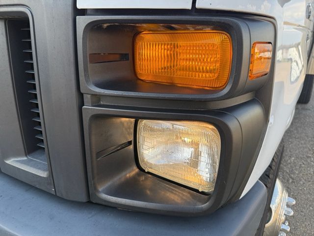 2016 Ford ECONOLINE E350 15FT Box LIFTGATE V8 | Canton, Ohio | Ohio Auto Warehouse LLC