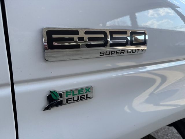 2016 Ford ECONOLINE E350 15FT Box LIFTGATE V8 | Canton, Ohio | Ohio Auto Warehouse LLC 2016 Ford ECONOLINE E350 15FT Box LIFTGATE V8 | Canton, Ohio | Ohio Auto Warehouse LLC