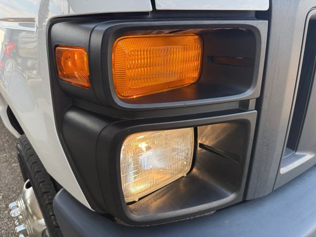 2016 Ford ECONOLINE E350 15FT Box LIFTGATE V8 | Canton, Ohio | Ohio Auto Warehouse LLC 2016 Ford ECONOLINE E350 15FT Box LIFTGATE V8 | Canton, Ohio | Ohio Auto Warehouse LLC