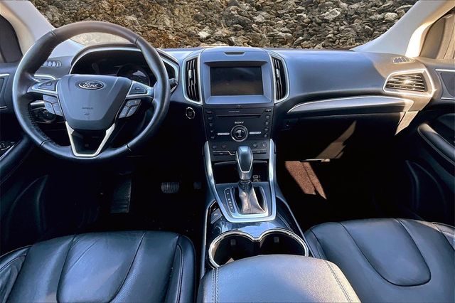 2016 Ford Edge Titanium